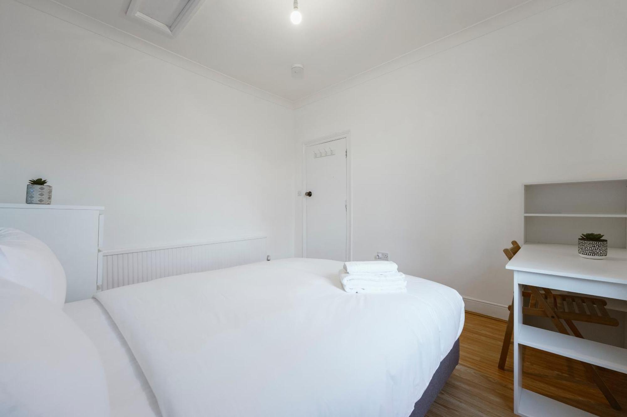 Stratford Double Rooms - 29 London Exterior photo